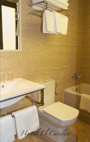 Fivefold bed room's bathroom